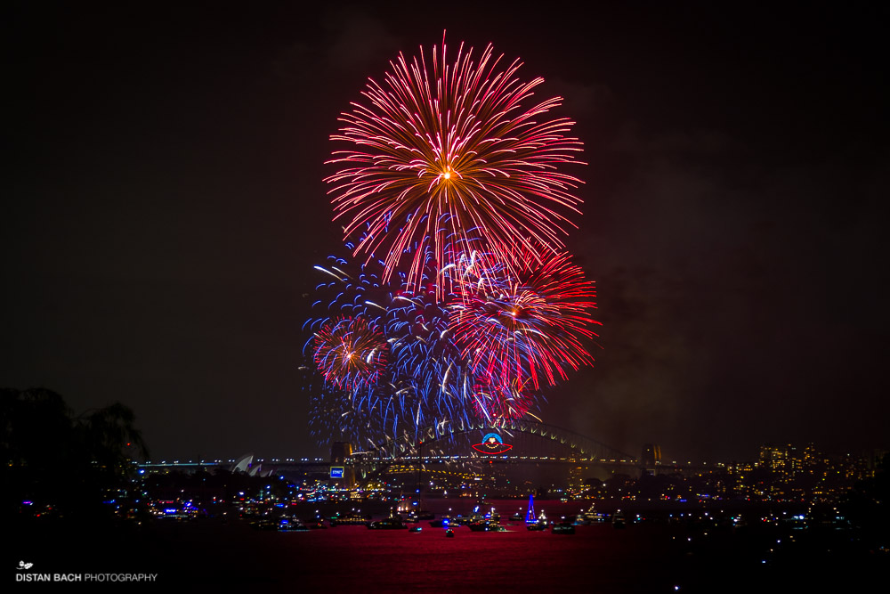 distan bach-Sydney NYE-Fireworks-4